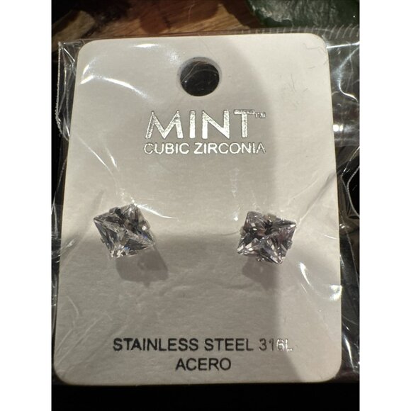 Stainless Steel Square CZ Earrings 316L Silvertone Studs NEW W Gift Bag - Picture 4 of 6